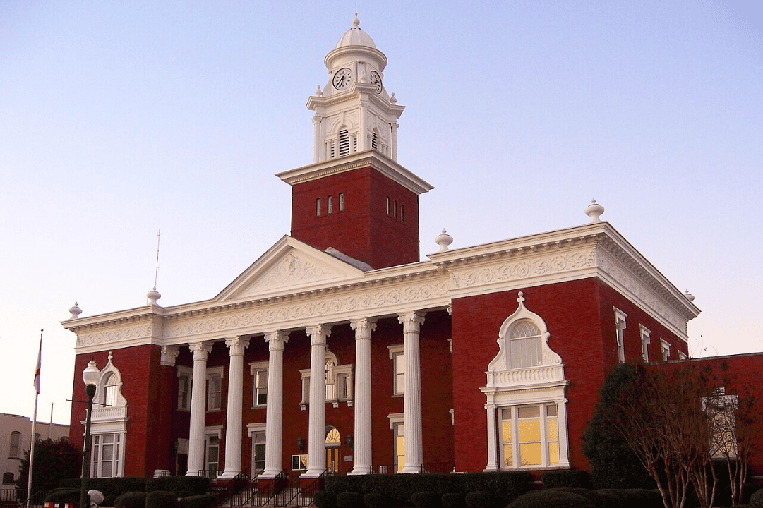 Lee County Alabama Courthouse