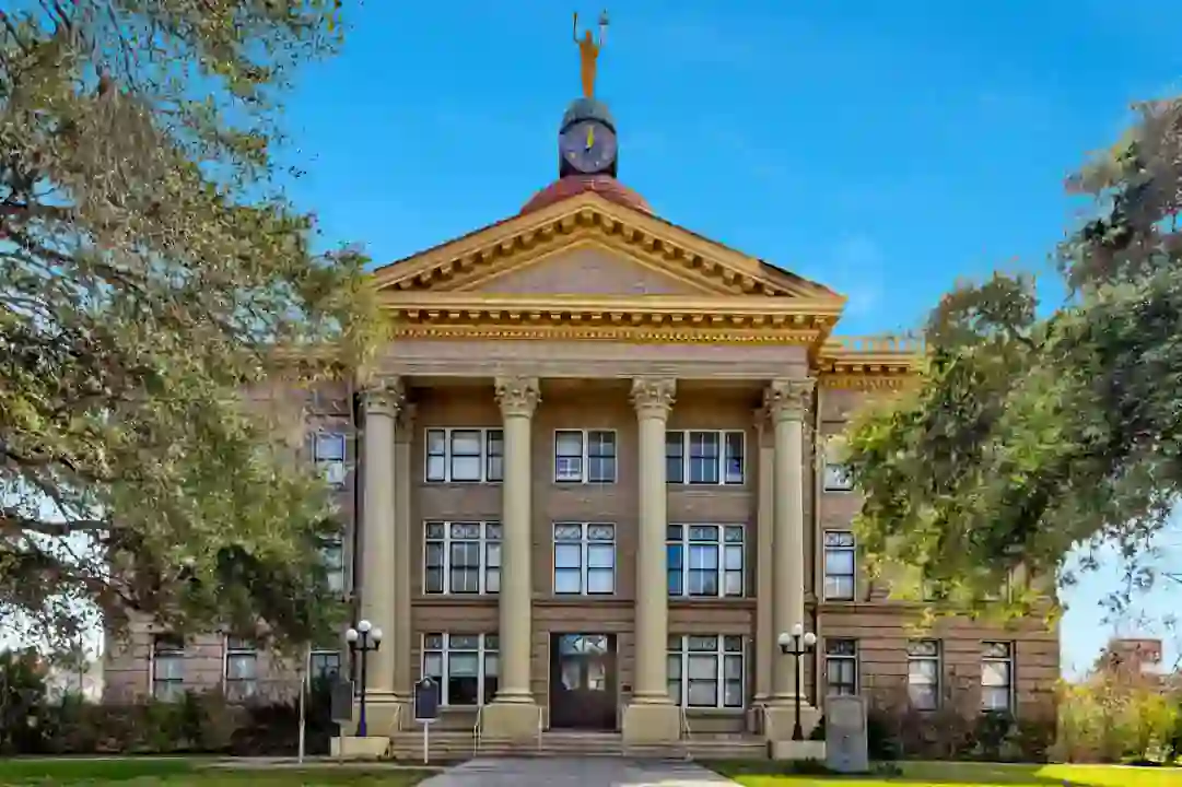 Bee County Courthouse