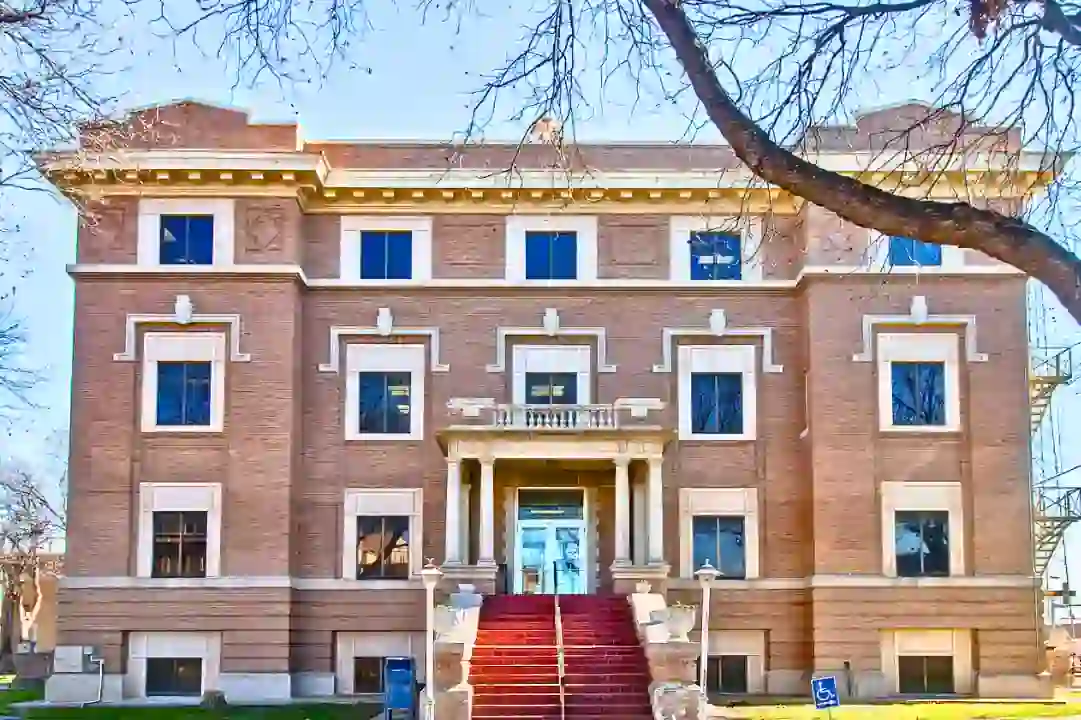 Hale county courthouse texas