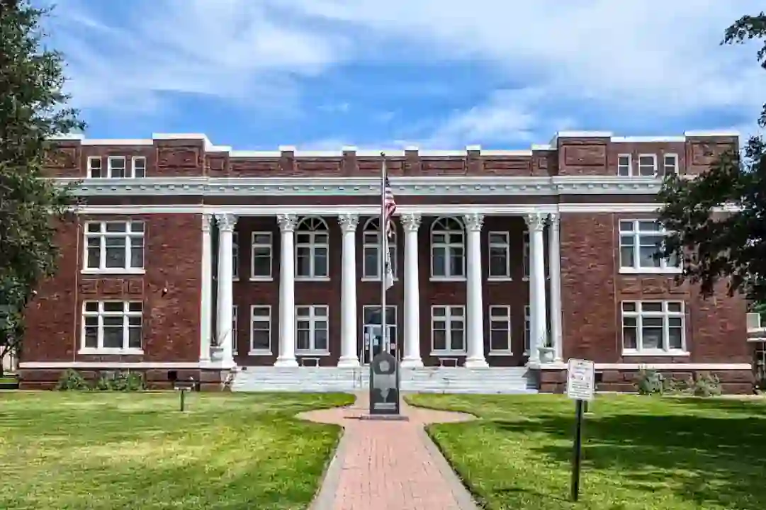 Live Oak County Courthouse