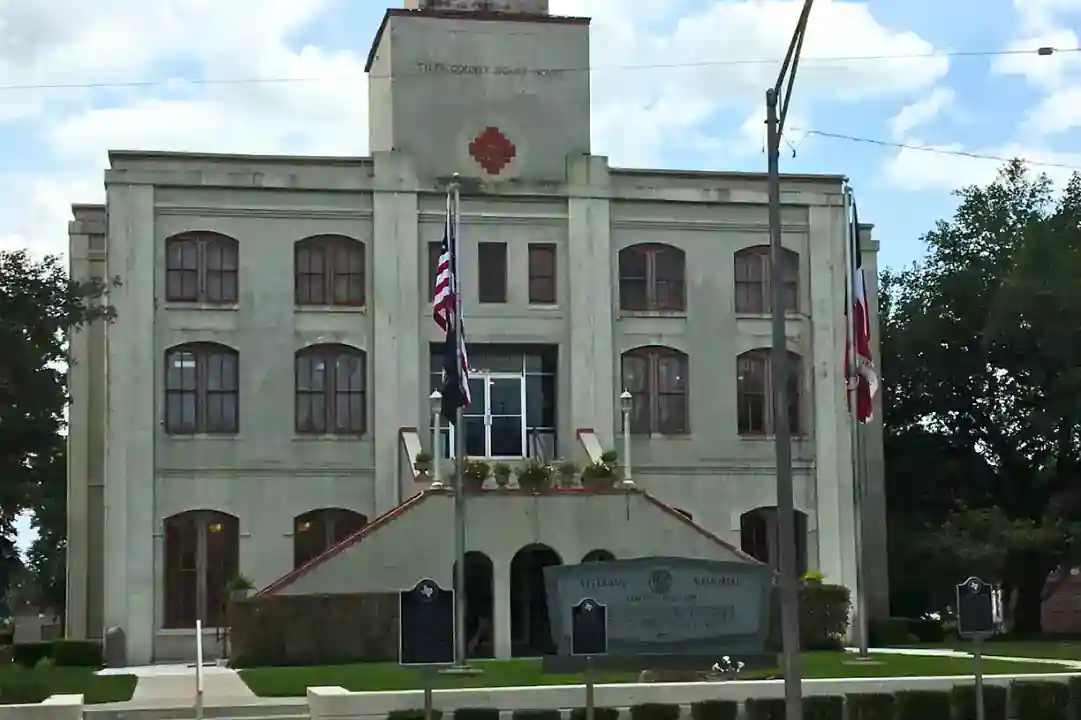 Tyler County CourtHouse